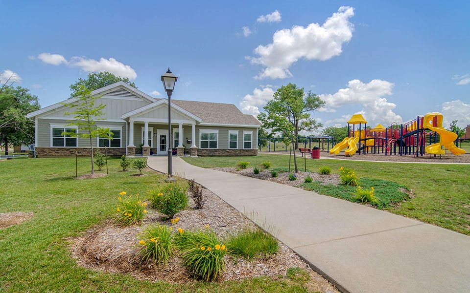 Whiteman Family Homes Family Housing in Whiteman AFB, MO Photos